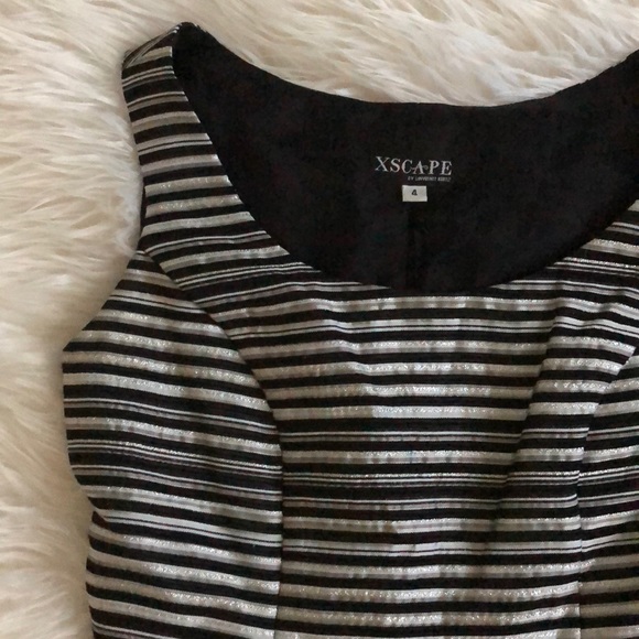 Black/gray striped blouse - Picture 2 of 3